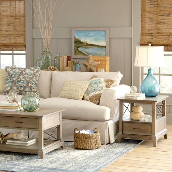 Coastal Living Room Idea 25