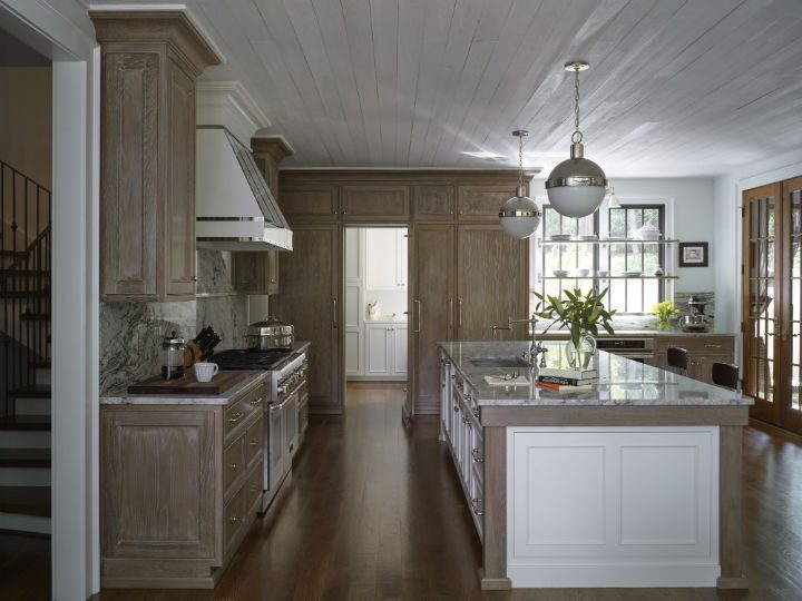 Timeless and Singular Kitchen Design 6