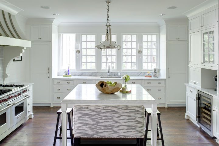 Timeless and Singular Kitchen Design 5