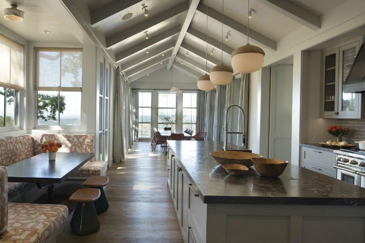 Interiors With a WOW Factor 14