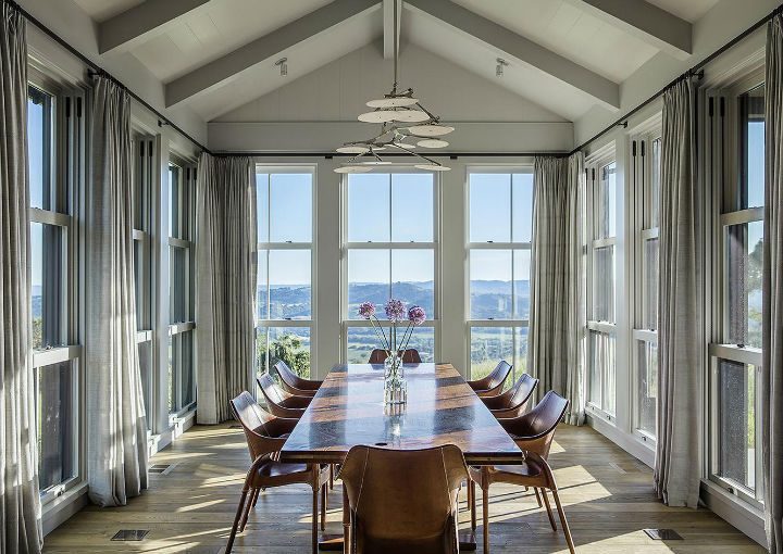 Interiors With a WOW Factor 15