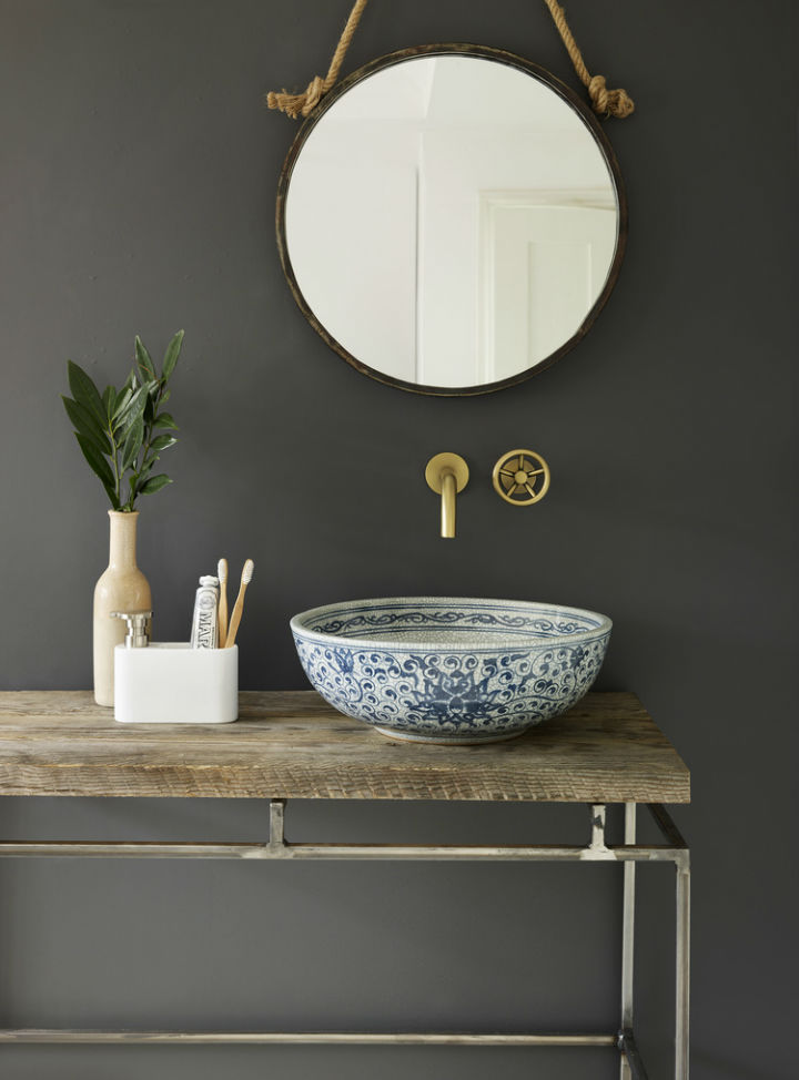 These Handmade Porcelain Basins Are Synonymous With Art