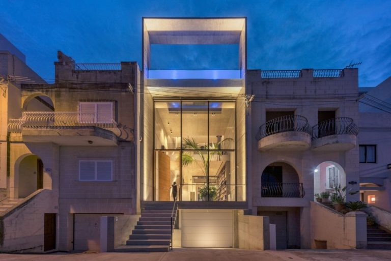 Contemporary House With A Transparent Rooftop Swimming Pool