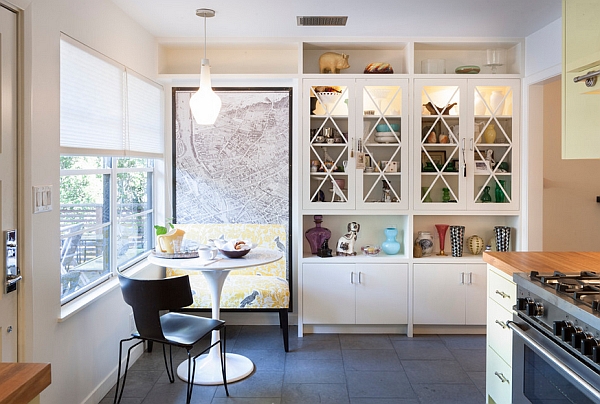 Beautiful little breakfast nook
