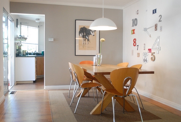 Smooth curves and comfy design of the Globus