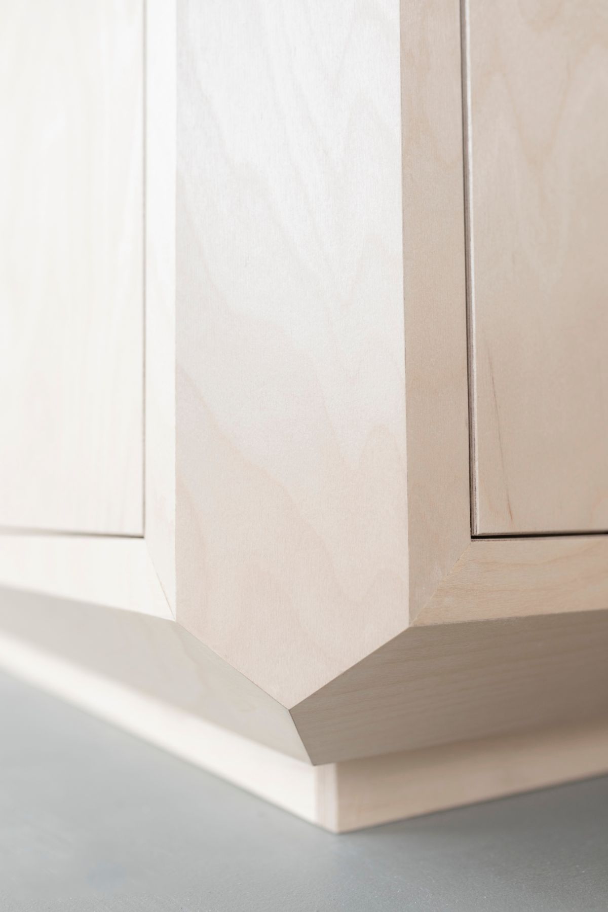 A lot of attention was given to the little details, the elements that don't stand out yet define the apartment