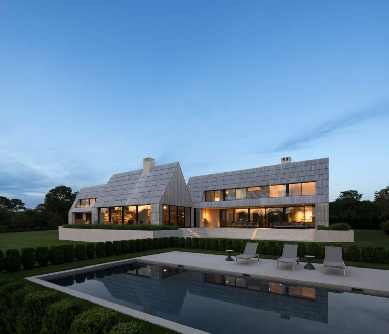 Swoon-Worthy Homes in Hamptons That Work With the Natural Landscape