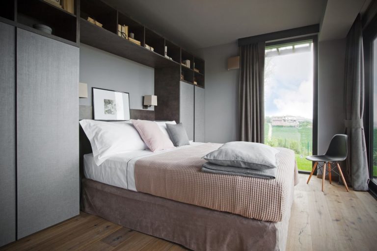 Modern Bedroom Shelves That Really Bring The Room Together