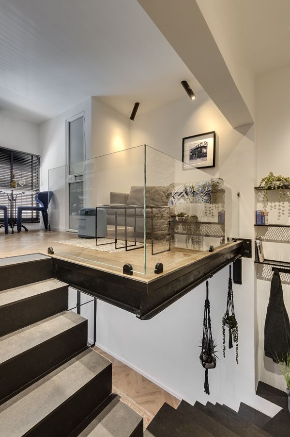 Small Apartment In Tel Aviv Split Into Two Multifunctional Floors