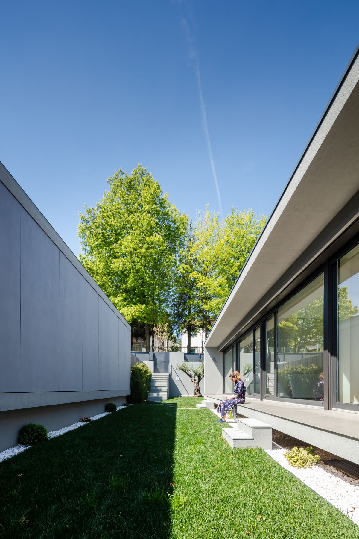 Each house also opens onto the small courtyard between it and the neighboring residence