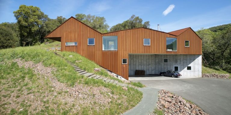 A Relaxing Residential Retreat Surrounded By Vibrant Nature On All Sides