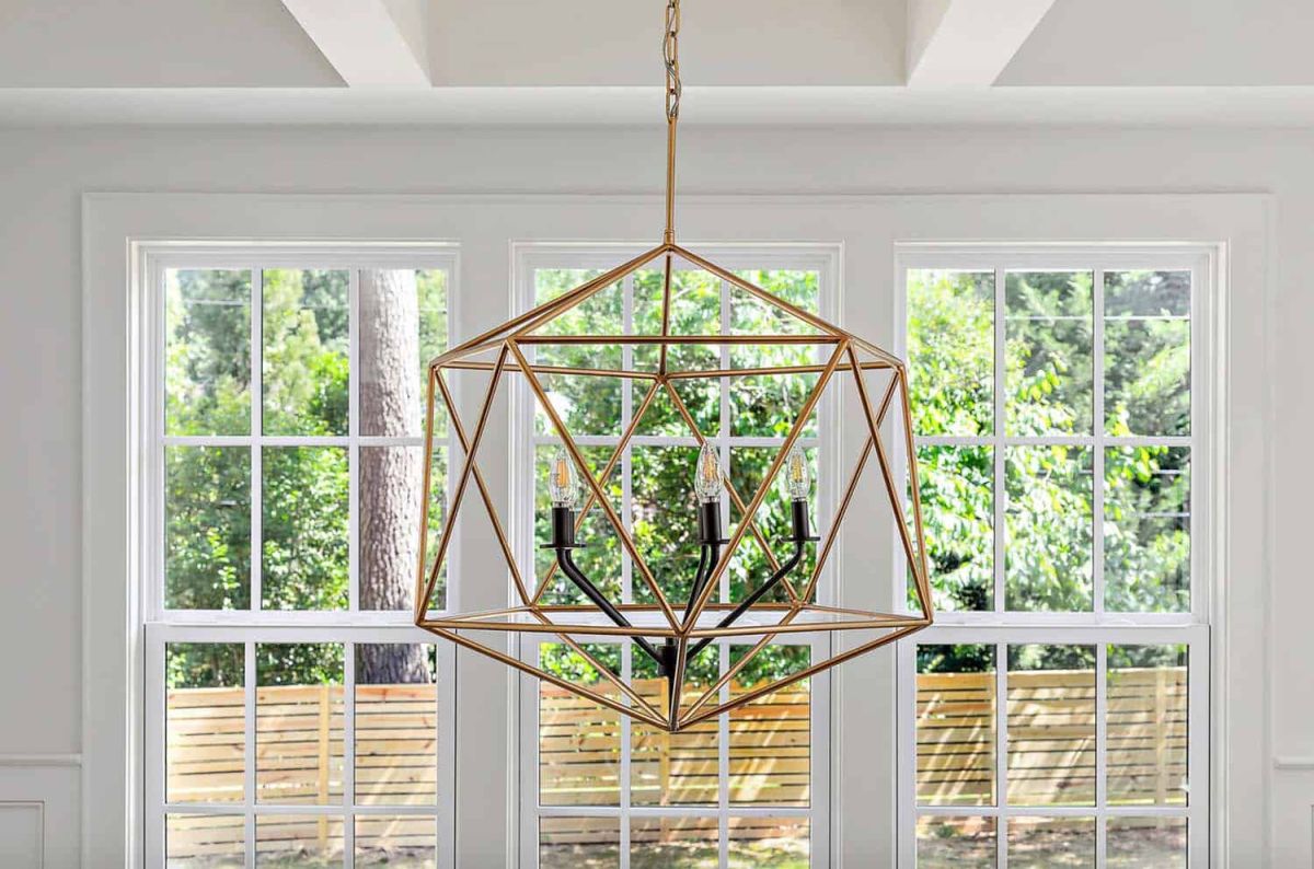 The lighting fixtures are sleek and stylish and they double as subtle focal points in the decor