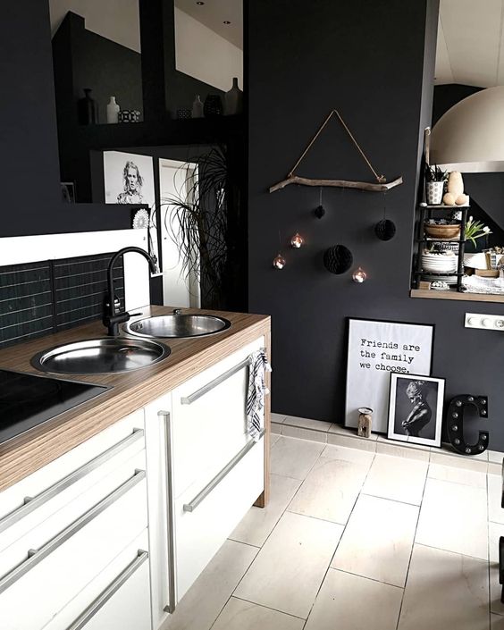 black color kitchen wall paint idea