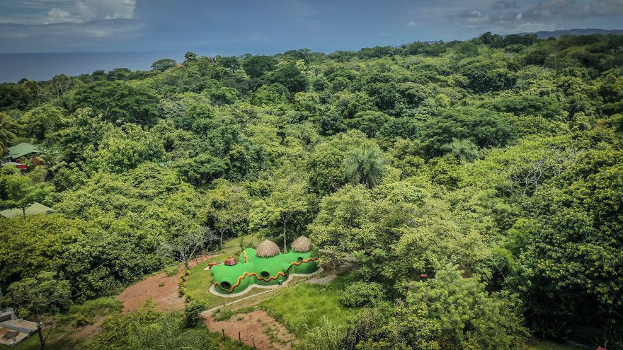 The dense jungle spreads all around the house, with the beach being just minutes away