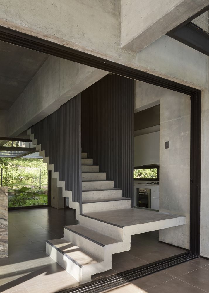The transition between the different floors is quite seamless and natural
