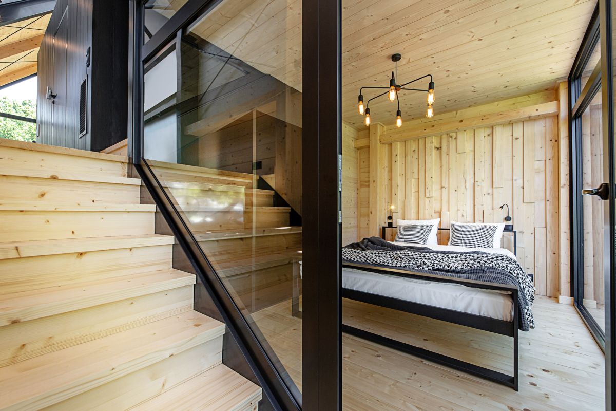 The other bedroom is very similar in style, with a few notable distinctions