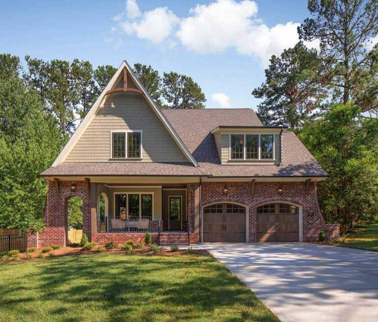 A Cozy Craftsman House With A Bright And Modern Interior