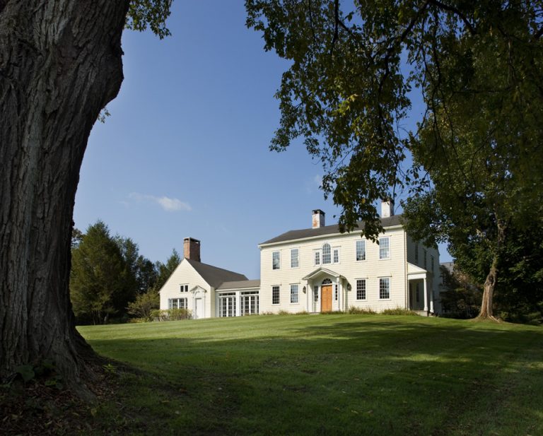 Make Moving into a New Home Less Stressful with This Checklist