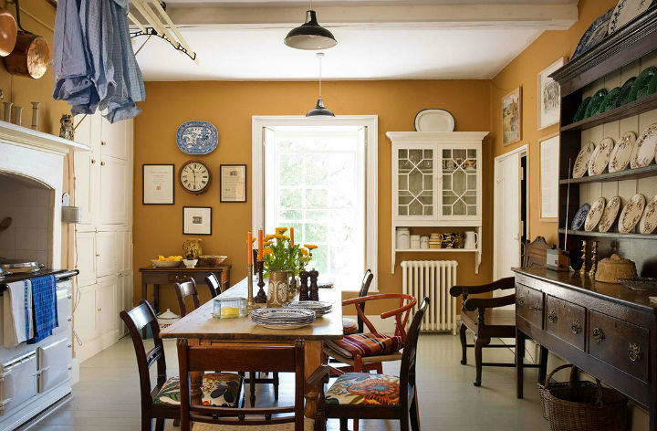 English 1960s and 70s Inspired Interior design 14