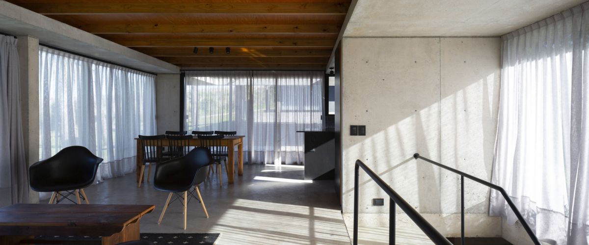 The upper level has large windows but doesn't feel exposed and doesn't lack privacy