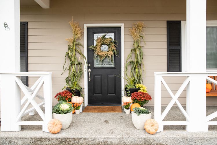 15 Modern Fall Wreath Ideas With a Cozy Vibe