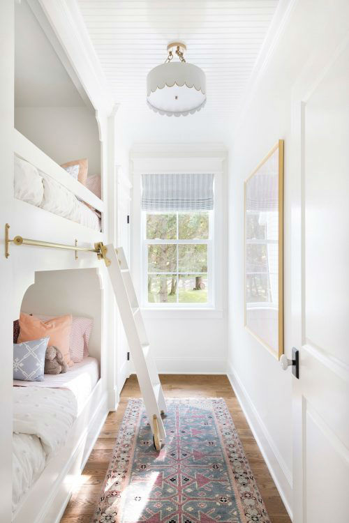 Beautiful Lake House interior 26
