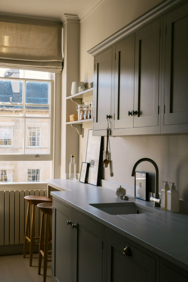 English Shaker Kitchen Design 18