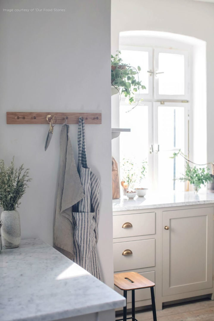 English Shaker Kitchen Design 39