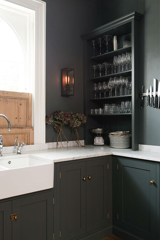 English Shaker Kitchen Design 43