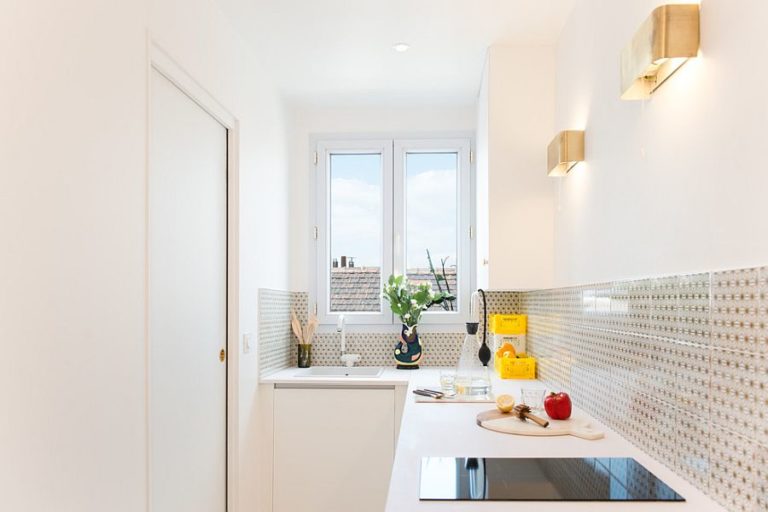 30 Small Kitchen Lighting Ideas that Blend Form with functionality
