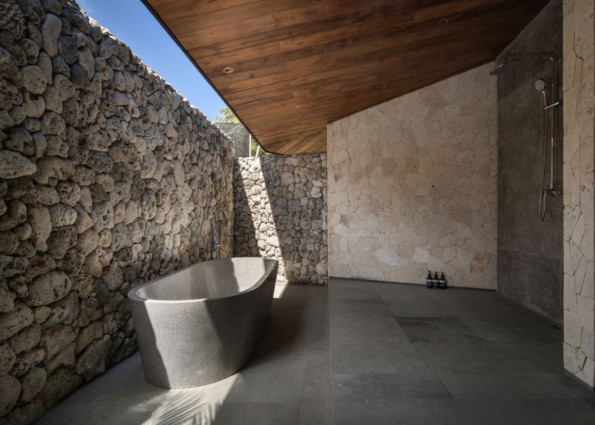 The selection of materials includes a lot of locally-sources, reclaimed options which give the villa a lot of character