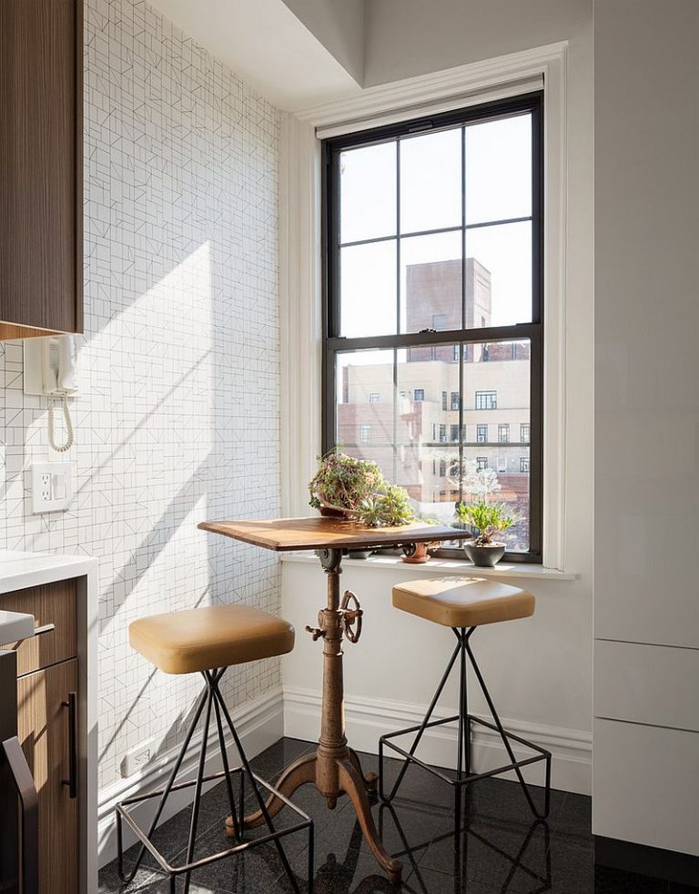 Space-Savvy Goodness: 10 Small Kitchens with Tiny Breakfast Zones