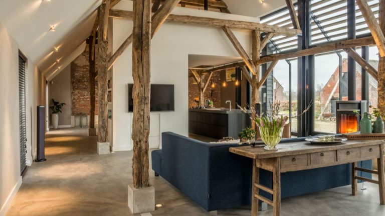 Old Barn Converted Into A Modern Farmhouse With An Authentic Design